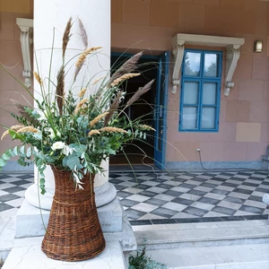 Álló ajtódísz óriási kosárba