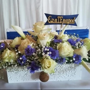 Esküvői asztaldísz, fadobozban