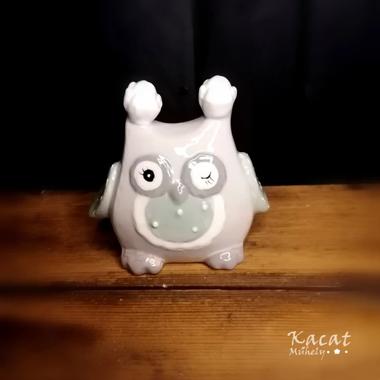 Porcelán kacsintó bagoly, ballagásra