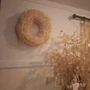 Kép 2/4 - Fehér, raffia ajtó vagy falikoszorú koszorú alap(kicsi) -Kacat Műhely