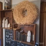 Kép 4/4 - Fehér, raffia ajtó vagy falikoszorú koszorú alap(kicsi) -Kacat Műhely
