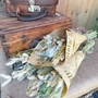 Kép 2/8 - Kerámia tulipán, szárazvirág csokorban, vintage hangulattal, esőfelhő színben - Kacat Műhely
